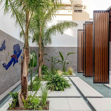 The Newel Psychiko Hotel Athena Bagian luar foto The courtyard of the museum