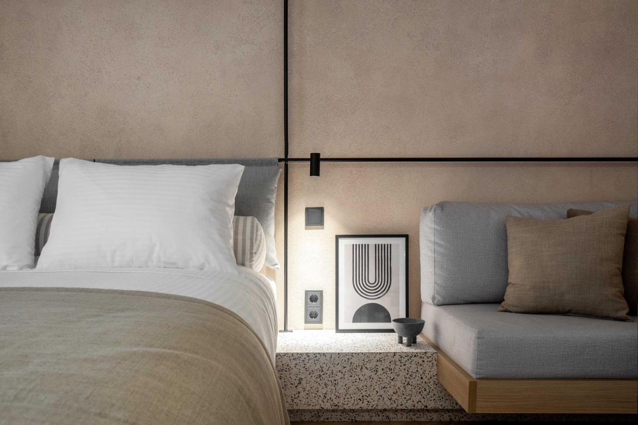 The Newel Psychiko Hotel Athena Bagian luar foto A bedroom at the hotel