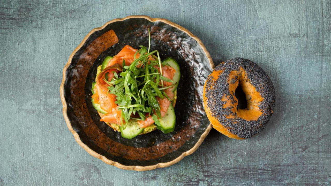The Newel Psychiko Hotel Athena Bagian luar foto A bagel with lox and cream cheese