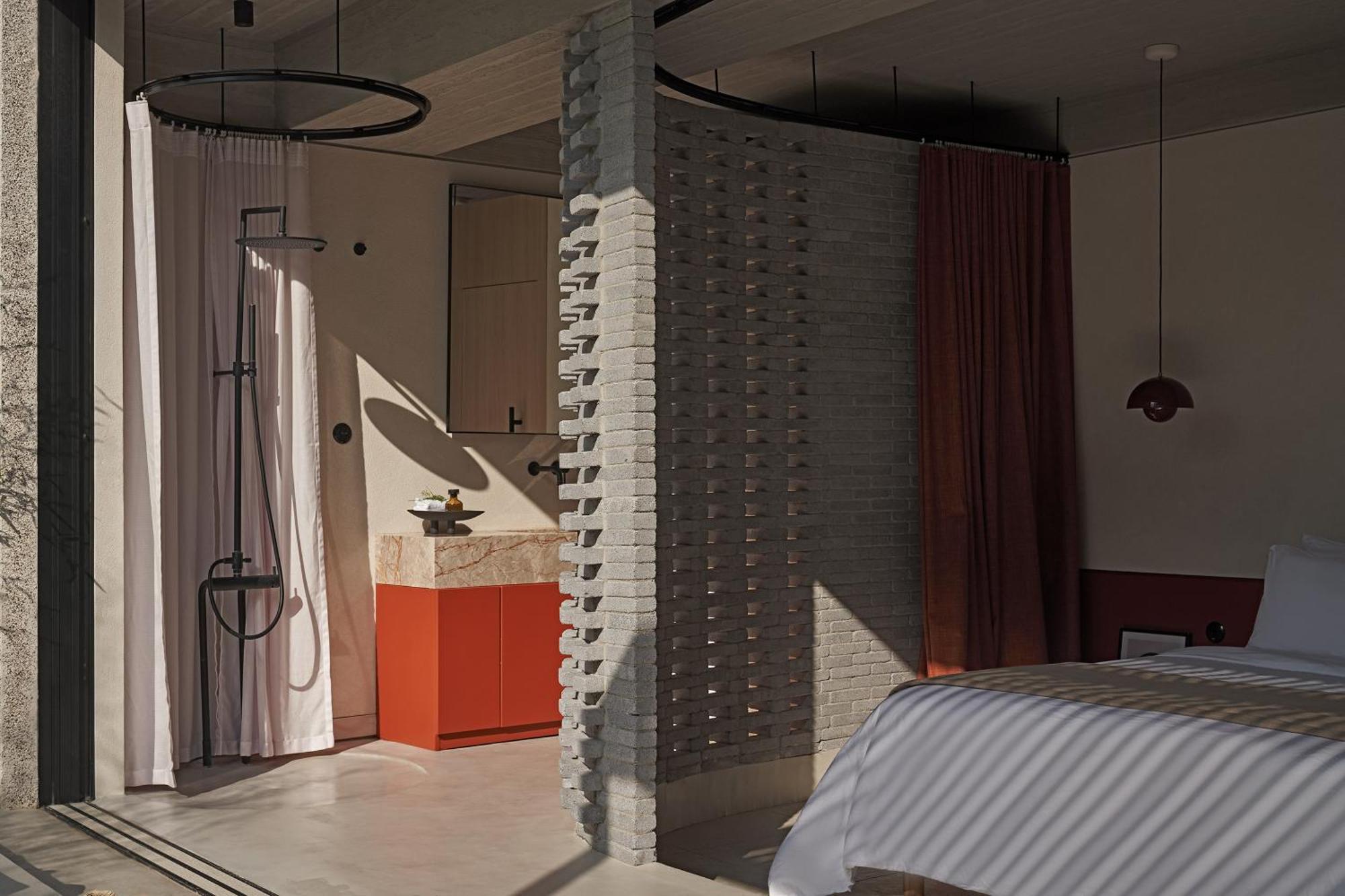 The Newel Psychiko Hotel Athena Bagian luar foto A shower curtain