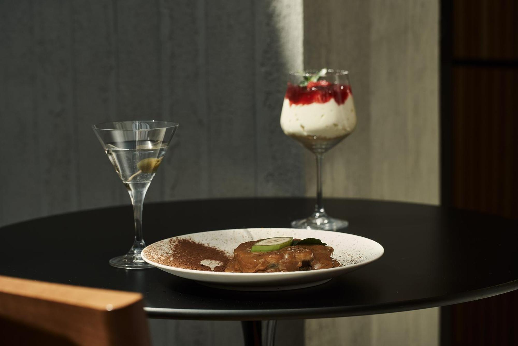 The Newel Psychiko Hotel Athena Bagian luar foto A chocolate parfait