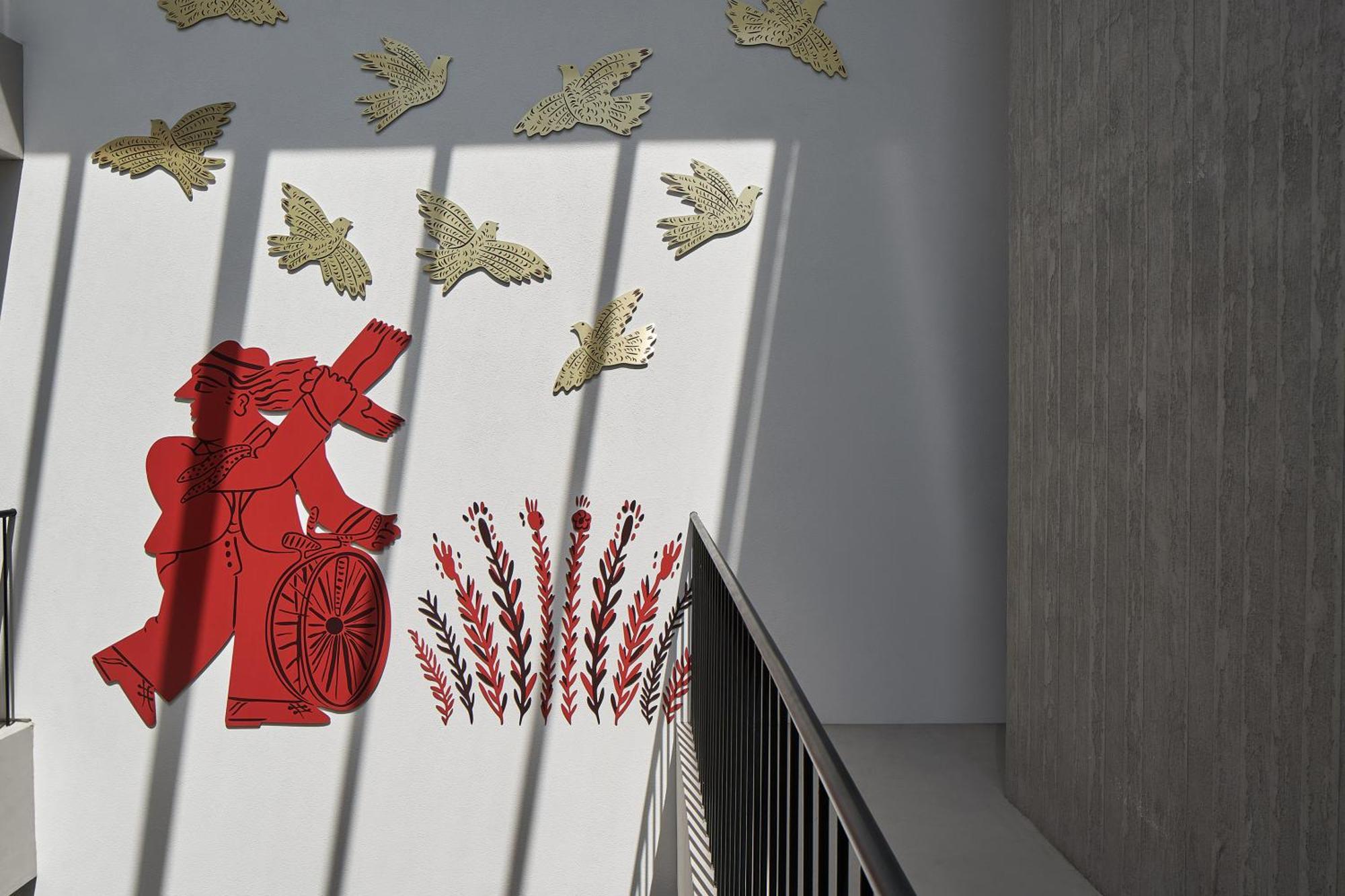 The Newel Psychiko Hotel Athena Bagian luar foto The interior of the staircase